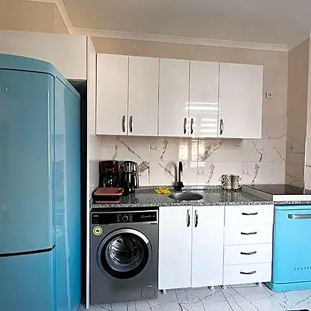 فندق Wonder Karakoey 6- 4br, 2ba Astounding Sea View 4*